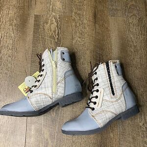 Maia‎ TMA Boots Booties Womens Size 36 Blue White Plaid Ankle Distressed NWT